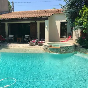 Bed & Breakfast La Palmeraie, Marseilles